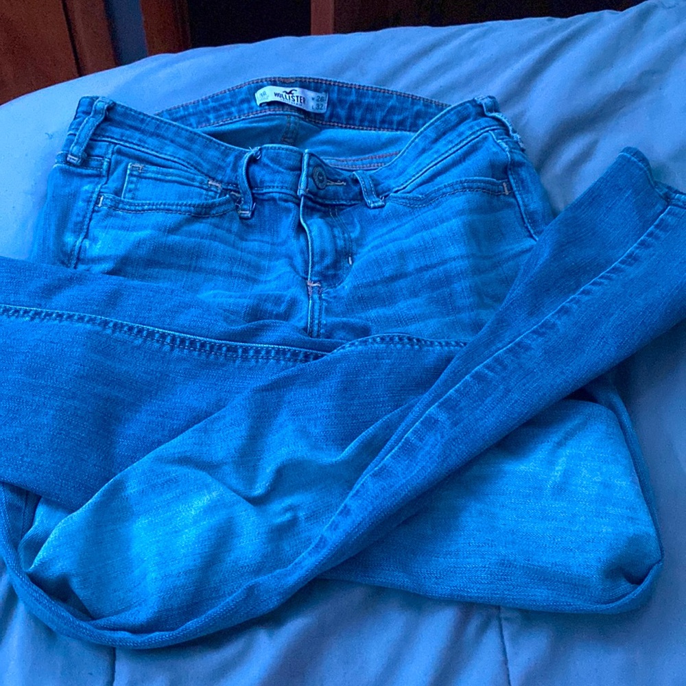 Women's low rise hollister jeans
